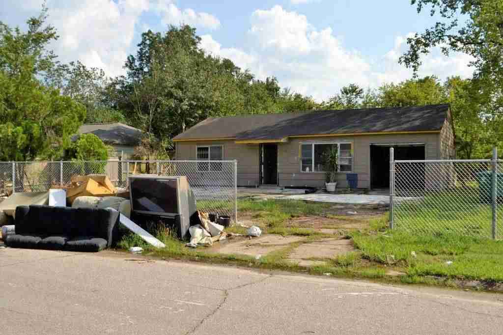 Foreclosure Property Clean Out