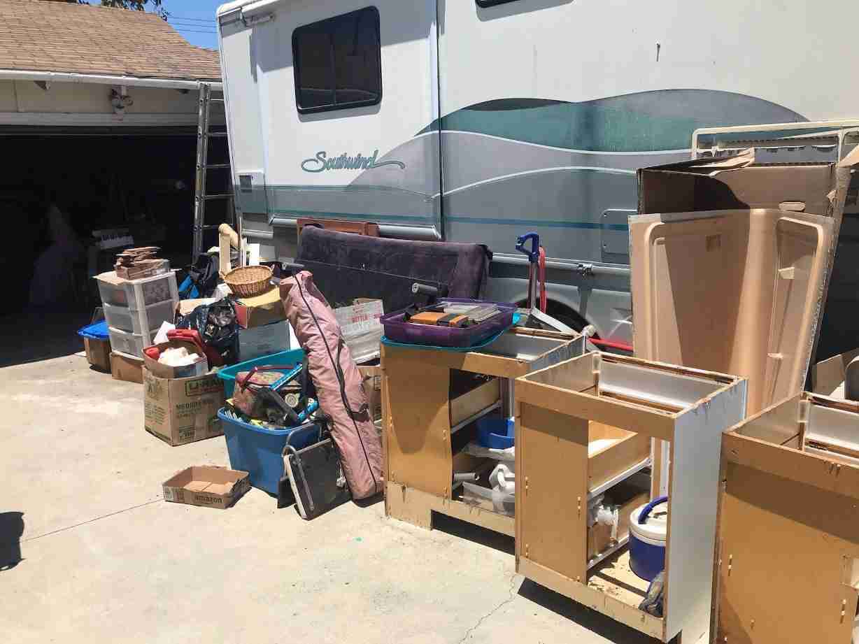 Full service junk Hauling near me